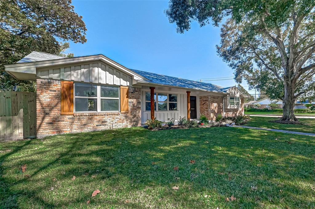 5402 1 Indigo Street, Houston, Texas 77096, 3 Bedrooms Bedrooms, 8 Rooms Rooms,2 BathroomsBathrooms,Single-family,For Sale,Indigo,65630299