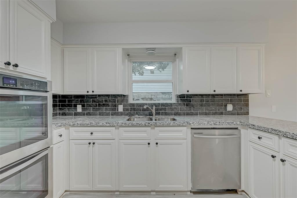 5402 1 Indigo Street, Houston, Texas 77096, 3 Bedrooms Bedrooms, 8 Rooms Rooms,2 BathroomsBathrooms,Single-family,For Sale,Indigo,65630299