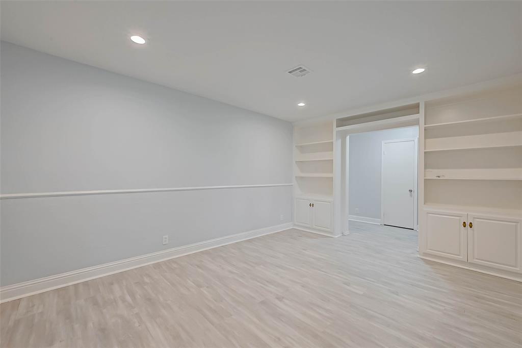 5402 1 Indigo Street, Houston, Texas 77096, 3 Bedrooms Bedrooms, 8 Rooms Rooms,2 BathroomsBathrooms,Single-family,For Sale,Indigo,65630299