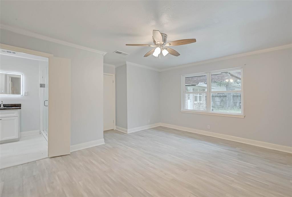 5402 1 Indigo Street, Houston, Texas 77096, 3 Bedrooms Bedrooms, 8 Rooms Rooms,2 BathroomsBathrooms,Single-family,For Sale,Indigo,65630299