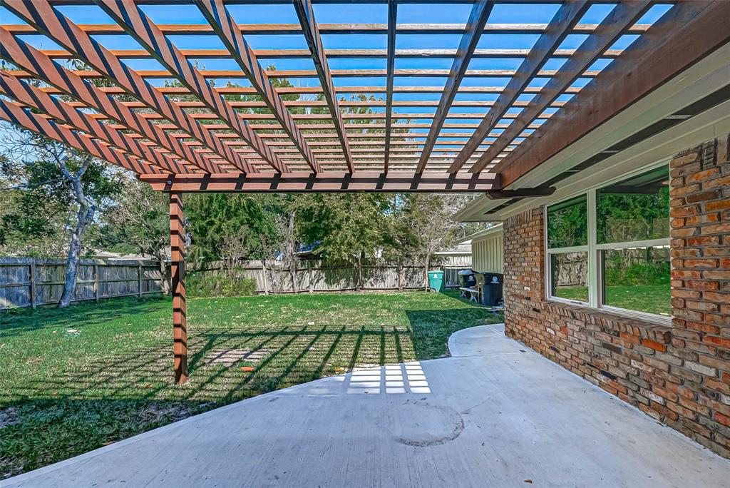 5402 1 Indigo Street, Houston, Texas 77096, 3 Bedrooms Bedrooms, 8 Rooms Rooms,2 BathroomsBathrooms,Single-family,For Sale,Indigo,65630299