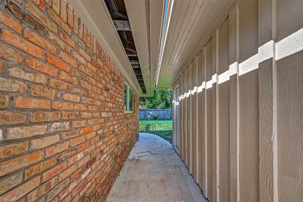 5402 1 Indigo Street, Houston, Texas 77096, 3 Bedrooms Bedrooms, 8 Rooms Rooms,2 BathroomsBathrooms,Single-family,For Sale,Indigo,65630299