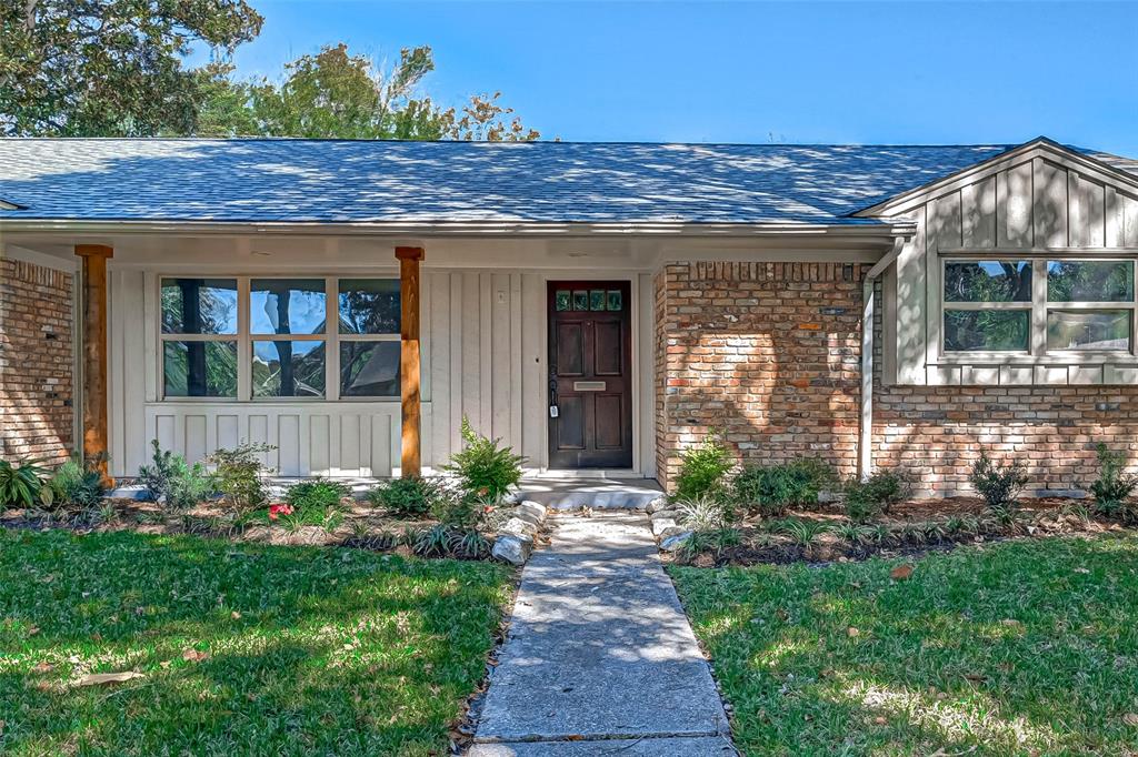 5402 1 Indigo Street, Houston, Texas 77096, 3 Bedrooms Bedrooms, 8 Rooms Rooms,2 BathroomsBathrooms,Single-family,For Sale,Indigo,65630299