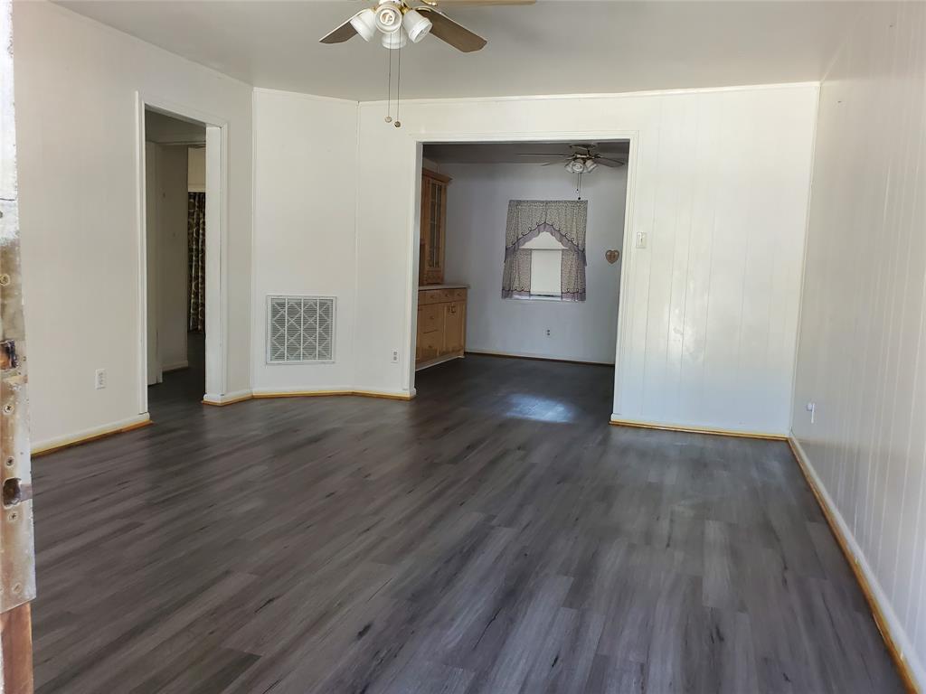 7331 1 Farnsworth Street, Houston, Texas 77022, 4 Bedrooms Bedrooms, 4 Rooms Rooms,2 BathroomsBathrooms,Single-family,For Sale,Farnsworth,63603333