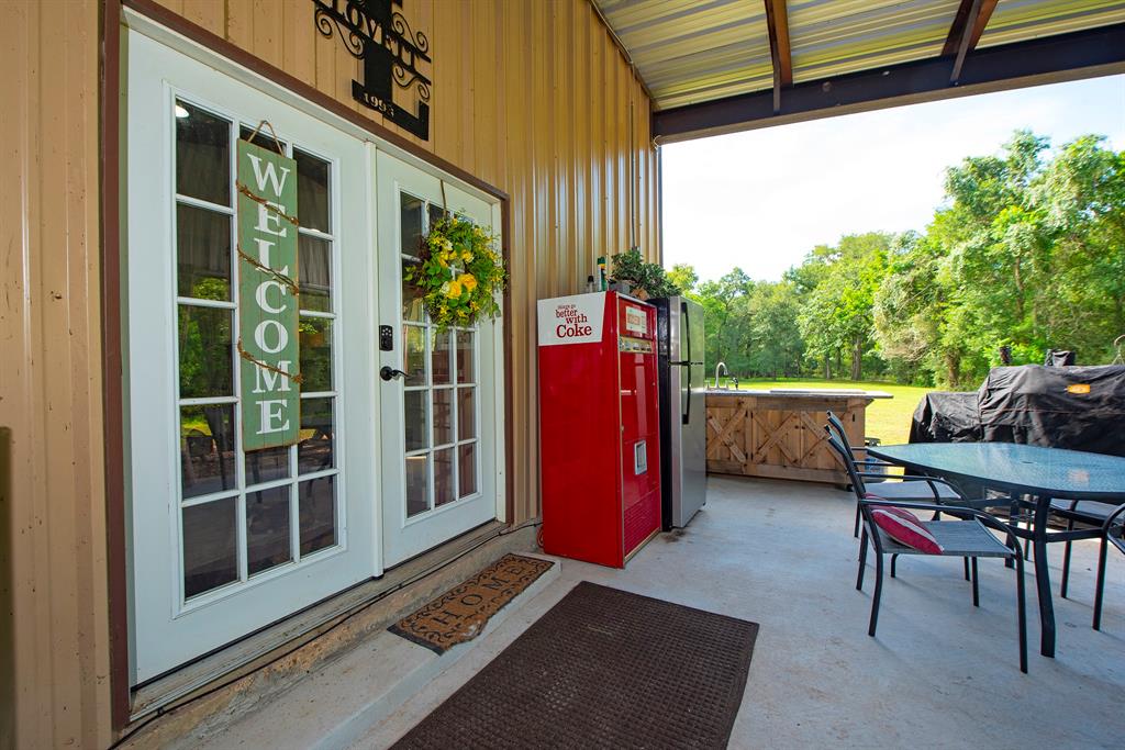 1795 1 County Road 30, Angleton, Texas 77515, 3 Bedrooms Bedrooms, 6 Rooms Rooms,2 BathroomsBathrooms,Single-family,For Sale,County Road 30,56552967