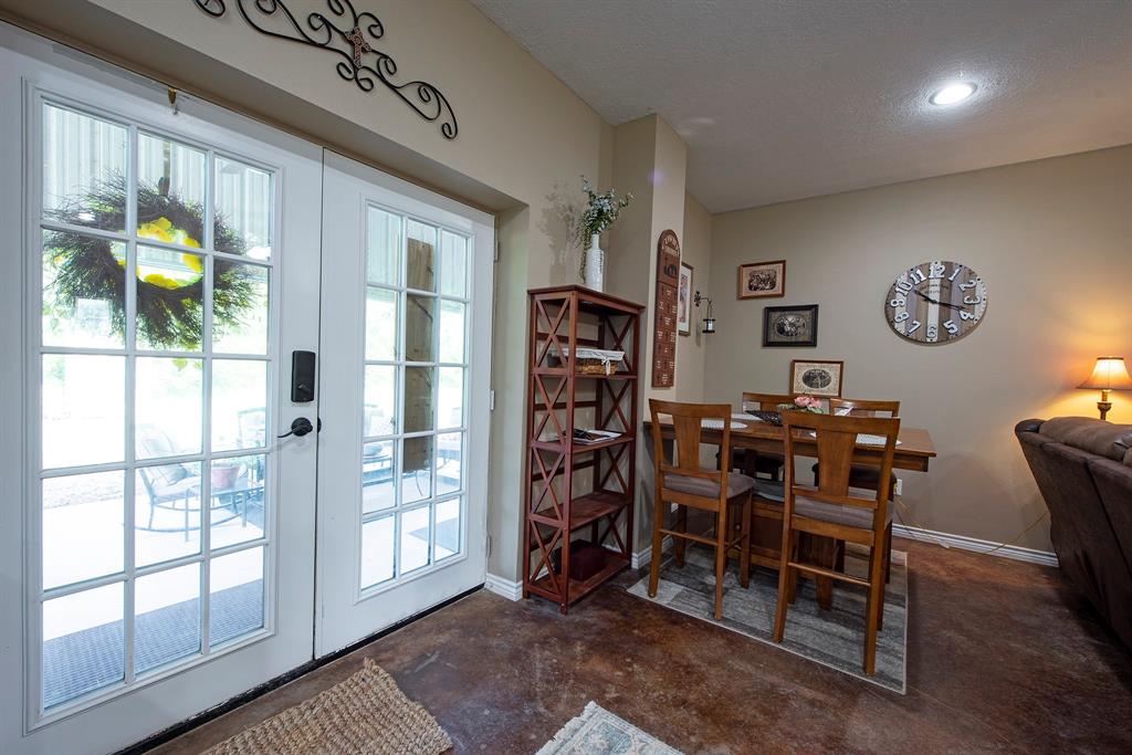1795 1 County Road 30, Angleton, Texas 77515, 3 Bedrooms Bedrooms, 6 Rooms Rooms,2 BathroomsBathrooms,Single-family,For Sale,County Road 30,56552967