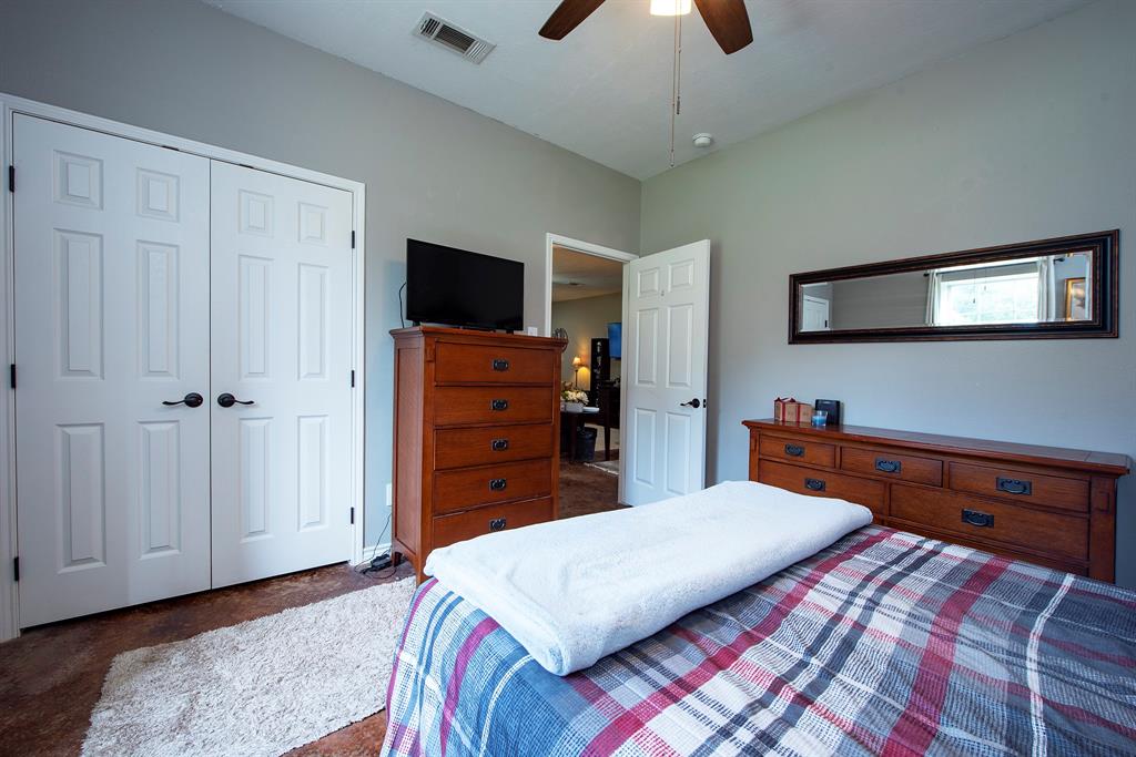 1795 1 County Road 30, Angleton, Texas 77515, 3 Bedrooms Bedrooms, 6 Rooms Rooms,2 BathroomsBathrooms,Single-family,For Sale,County Road 30,56552967