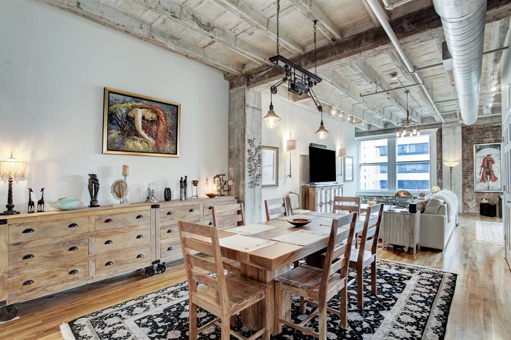 201 Main Street, Houston, Texas 77002, 1 Bedroom Bedrooms, 6 Rooms Rooms,1 BathroomBathrooms,Mid/hi-rise Condo,For Sale,FRANKLIN LOFTS,Main,60912645