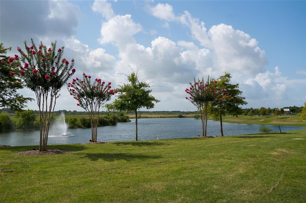 1011 2 Tackett, Webster, Texas 77598, 4 Bedrooms Bedrooms, 6 Rooms Rooms,4 BathroomsBathrooms,Single-family,For Sale,Tackett,86285350