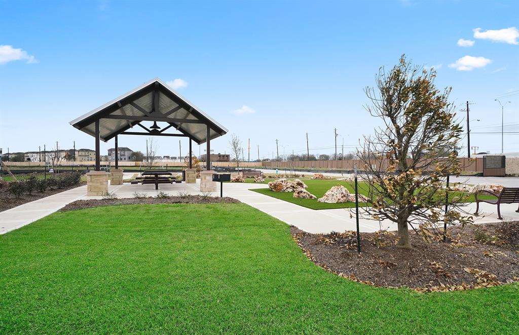 10406 2 Marston Vineyard Drive, Houston, Texas 77025, 3 Bedrooms Bedrooms, 5 Rooms Rooms,2 BathroomsBathrooms,Single-family,For Sale,Marston Vineyard,53309346