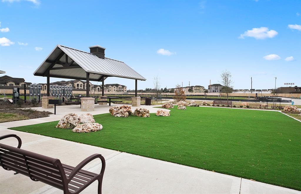 10406 2 Marston Vineyard Drive, Houston, Texas 77025, 3 Bedrooms Bedrooms, 5 Rooms Rooms,2 BathroomsBathrooms,Single-family,For Sale,Marston Vineyard,53309346