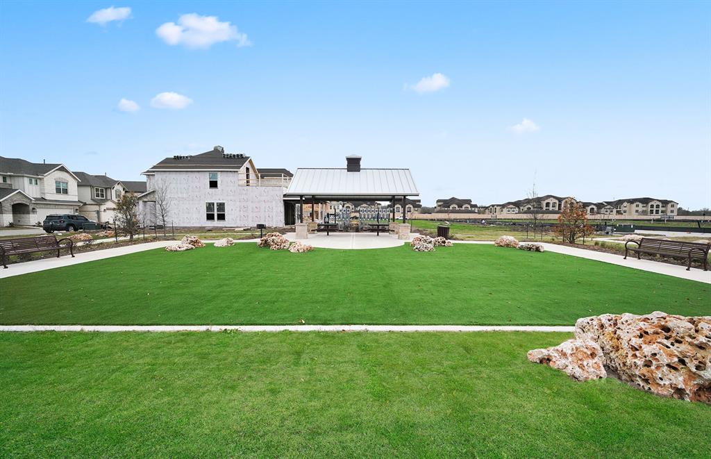 10406 2 Marston Vineyard Drive, Houston, Texas 77025, 3 Bedrooms Bedrooms, 5 Rooms Rooms,2 BathroomsBathrooms,Single-family,For Sale,Marston Vineyard,53309346