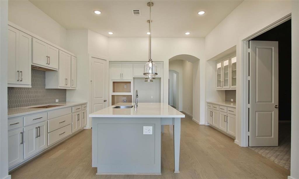 1015 1 Tackett, Webster, Texas 77598, 4 Bedrooms Bedrooms, 6 Rooms Rooms,3 BathroomsBathrooms,Single-family,For Sale,Tackett,85767865