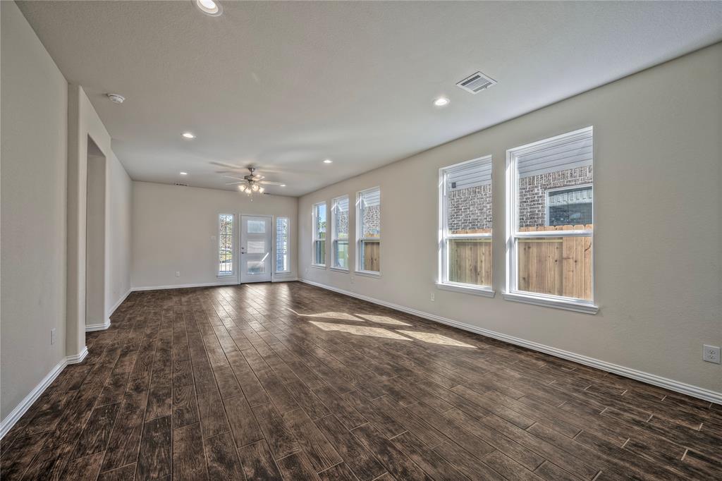 40642 2 Guillemont Lane, Magnolia, Texas 77354, 4 Bedrooms Bedrooms, 9 Rooms Rooms,3 BathroomsBathrooms,Single-family,For Sale,Guillemont,58959624