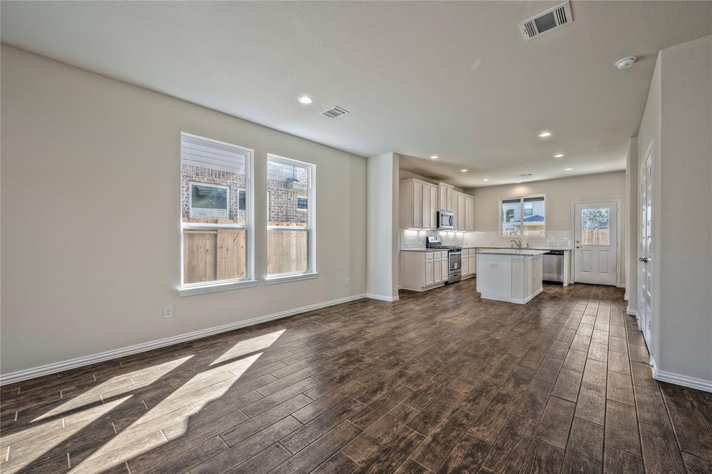 40642 2 Guillemont Lane, Magnolia, Texas 77354, 4 Bedrooms Bedrooms, 9 Rooms Rooms,3 BathroomsBathrooms,Single-family,For Sale,Guillemont,58959624