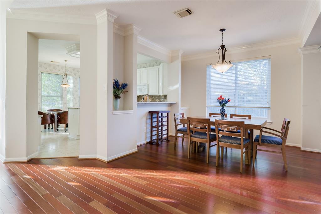 16118 2 Castlegrove Court, Tomball, Texas 77377, 4 Bedrooms Bedrooms, 9 Rooms Rooms,2 BathroomsBathrooms,Single-family,For Sale,Castlegrove,68708168