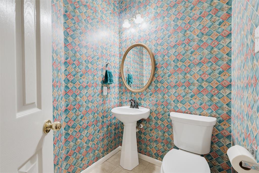 16118 2 Castlegrove Court, Tomball, Texas 77377, 4 Bedrooms Bedrooms, 9 Rooms Rooms,2 BathroomsBathrooms,Single-family,For Sale,Castlegrove,68708168