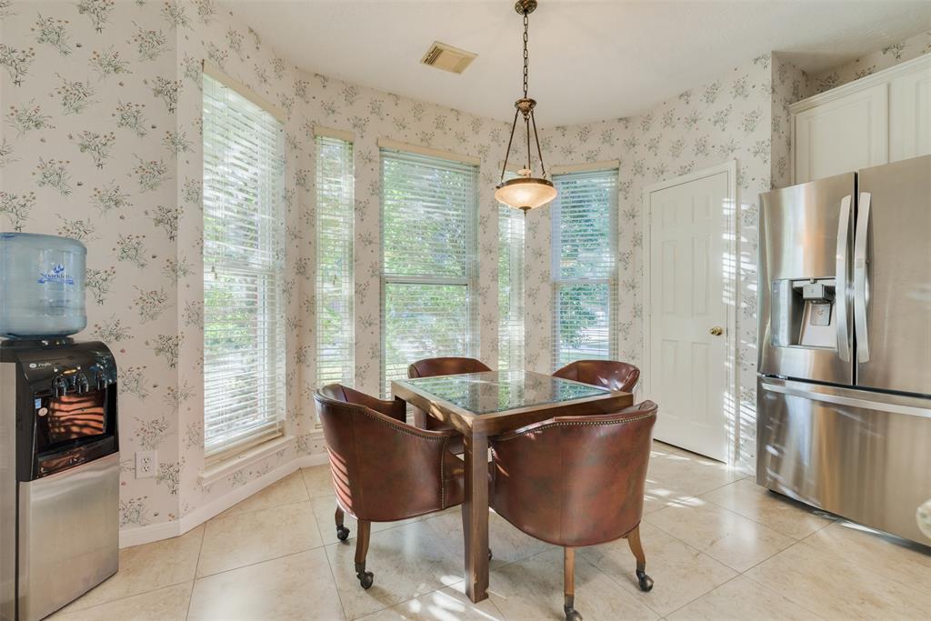 16118 2 Castlegrove Court, Tomball, Texas 77377, 4 Bedrooms Bedrooms, 9 Rooms Rooms,2 BathroomsBathrooms,Single-family,For Sale,Castlegrove,68708168