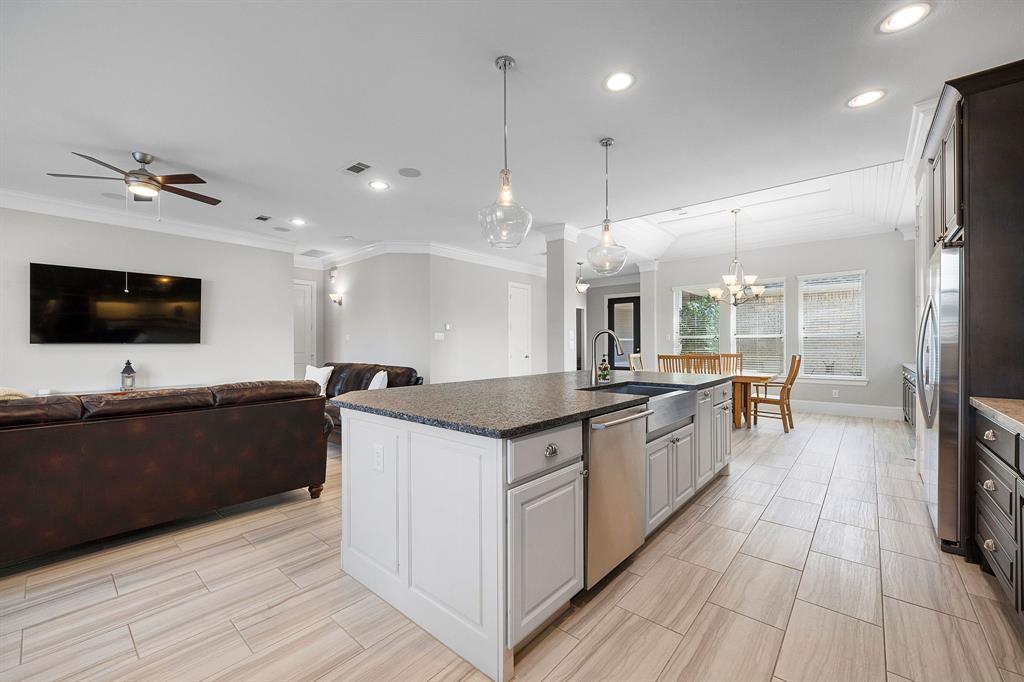 31750 1 Twin Timbers Lane, Spring, Texas 77386, 3 Bedrooms Bedrooms, 11 Rooms Rooms,2 BathroomsBathrooms,Single-family,For Sale,Twin Timbers,66917045