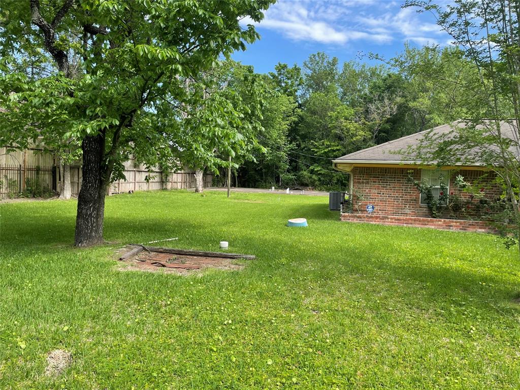 1631 1 Gault Road, Houston, Texas 77039, 4 Bedrooms Bedrooms, 6 Rooms Rooms,2 BathroomsBathrooms,Single-family,For Sale,Gault,8824551