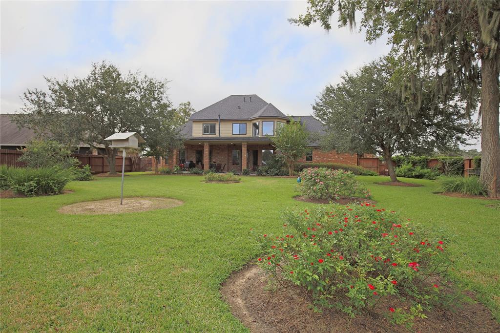 51 2 Deerwood Court, Lake Jackson, Texas 77566, 4 Bedrooms Bedrooms, 5 Rooms Rooms,3 BathroomsBathrooms,Single-family,For Sale,Deerwood,92300219