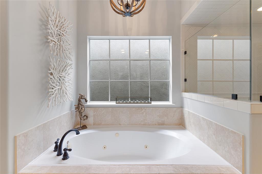 3214 3 Pemberton Circle Drive, Houston, Texas 77025, 3 Bedrooms Bedrooms, 6 Rooms Rooms,2 BathroomsBathrooms,Single-family,For Sale,Pemberton Circle,87207982