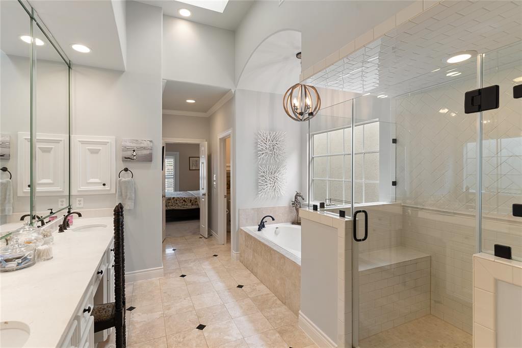 3214 3 Pemberton Circle Drive, Houston, Texas 77025, 3 Bedrooms Bedrooms, 6 Rooms Rooms,2 BathroomsBathrooms,Single-family,For Sale,Pemberton Circle,87207982