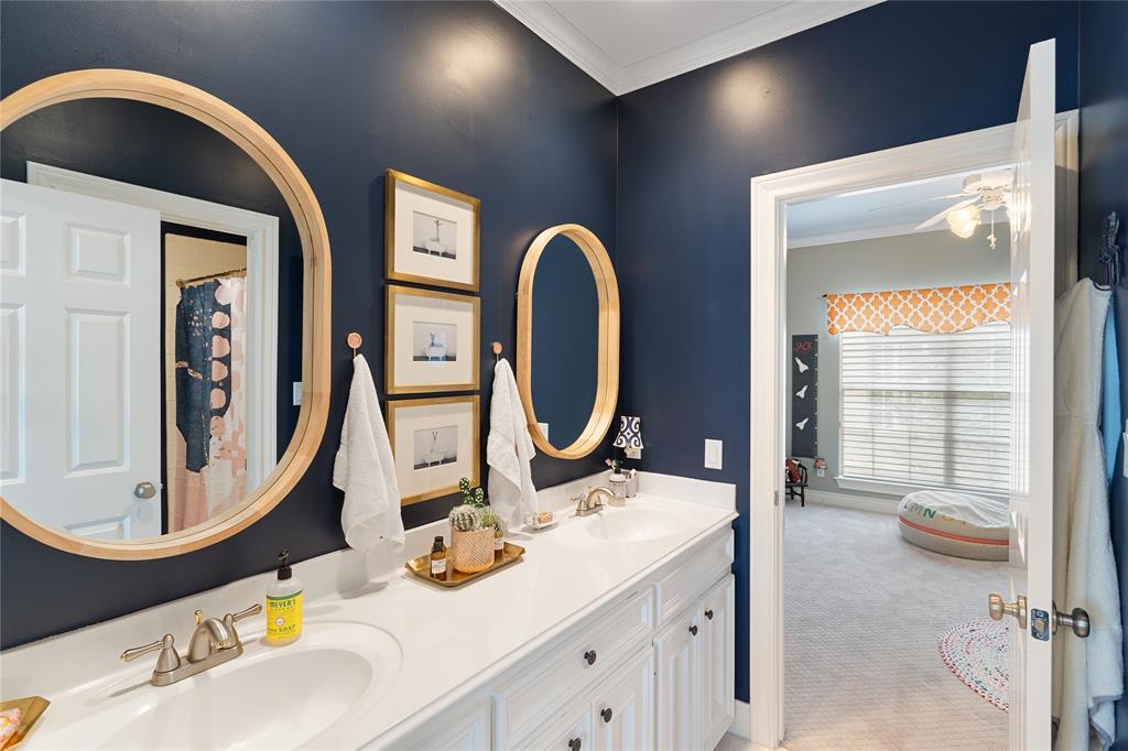3214 3 Pemberton Circle Drive, Houston, Texas 77025, 3 Bedrooms Bedrooms, 6 Rooms Rooms,2 BathroomsBathrooms,Single-family,For Sale,Pemberton Circle,87207982