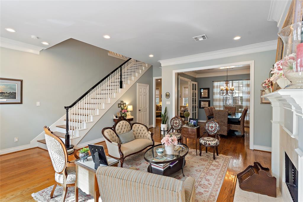 3214 3 Pemberton Circle Drive, Houston, Texas 77025, 3 Bedrooms Bedrooms, 6 Rooms Rooms,2 BathroomsBathrooms,Single-family,For Sale,Pemberton Circle,87207982