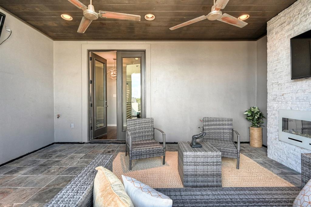 1712 4 Oakdale Street, Houston, Texas 77004, 3 Bedrooms Bedrooms, 8 Rooms Rooms,3 BathroomsBathrooms,Single-family,For Sale,Oakdale,51227717