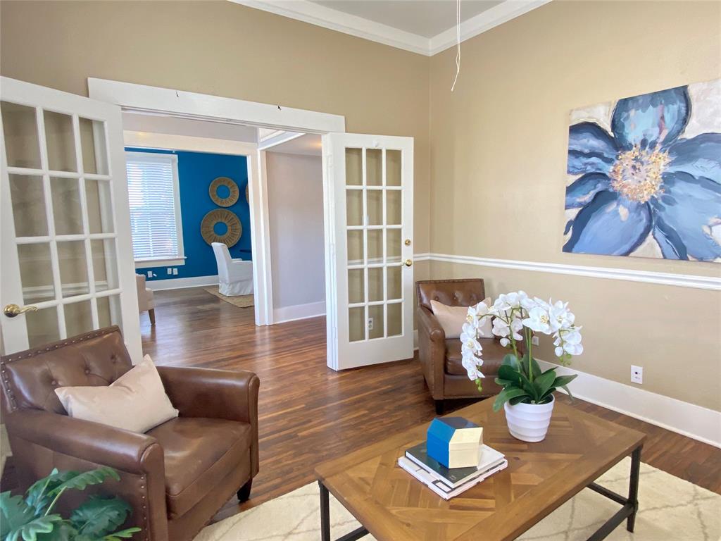 1623 1.5 Broadway Street, Galveston, Texas 77550, 3 Bedrooms Bedrooms, 8 Rooms Rooms,2 BathroomsBathrooms,Single-family,For Sale,Broadway,54762730
