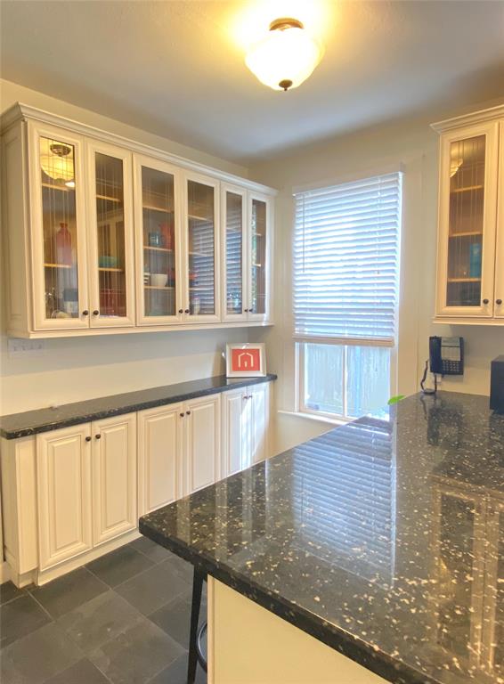 1623 1.5 Broadway Street, Galveston, Texas 77550, 3 Bedrooms Bedrooms, 8 Rooms Rooms,2 BathroomsBathrooms,Single-family,For Sale,Broadway,54762730