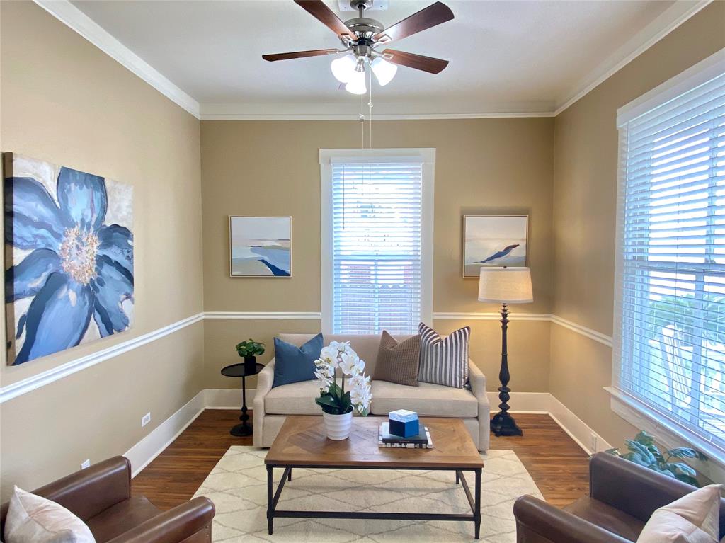 1623 1.5 Broadway Street, Galveston, Texas 77550, 3 Bedrooms Bedrooms, 8 Rooms Rooms,2 BathroomsBathrooms,Single-family,For Sale,Broadway,54762730