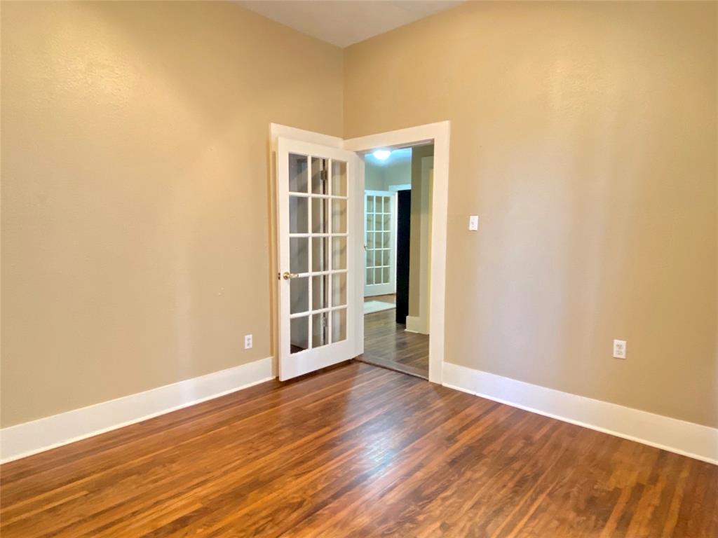 1623 1.5 Broadway Street, Galveston, Texas 77550, 3 Bedrooms Bedrooms, 8 Rooms Rooms,2 BathroomsBathrooms,Single-family,For Sale,Broadway,54762730