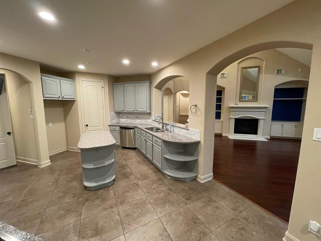 19509 2 Comal River Drive, Cypress, Texas 77433, 5 Bedrooms Bedrooms, 12 Rooms Rooms,4 BathroomsBathrooms,Single-family,For Sale,Comal River,26460908