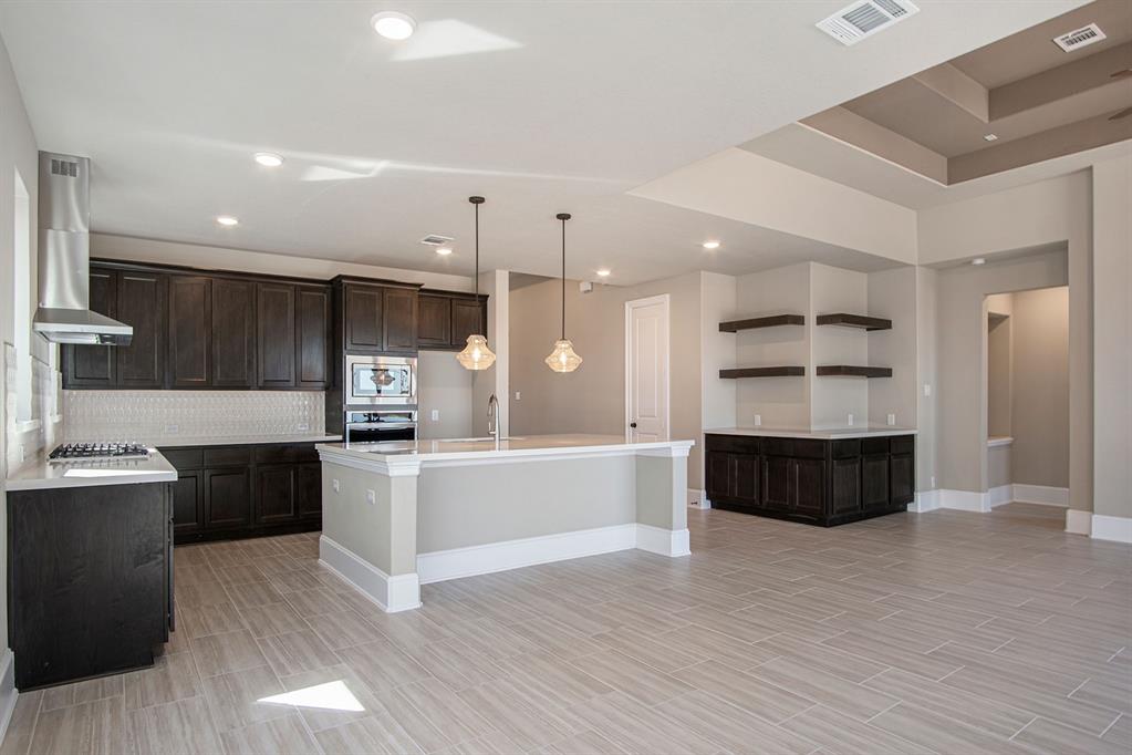 5923 1 Gladewater Ridge Lane, Manvel, Texas 77578, 4 Bedrooms Bedrooms, 7 Rooms Rooms,3 BathroomsBathrooms,Single-family,For Sale,Gladewater Ridge,82732873