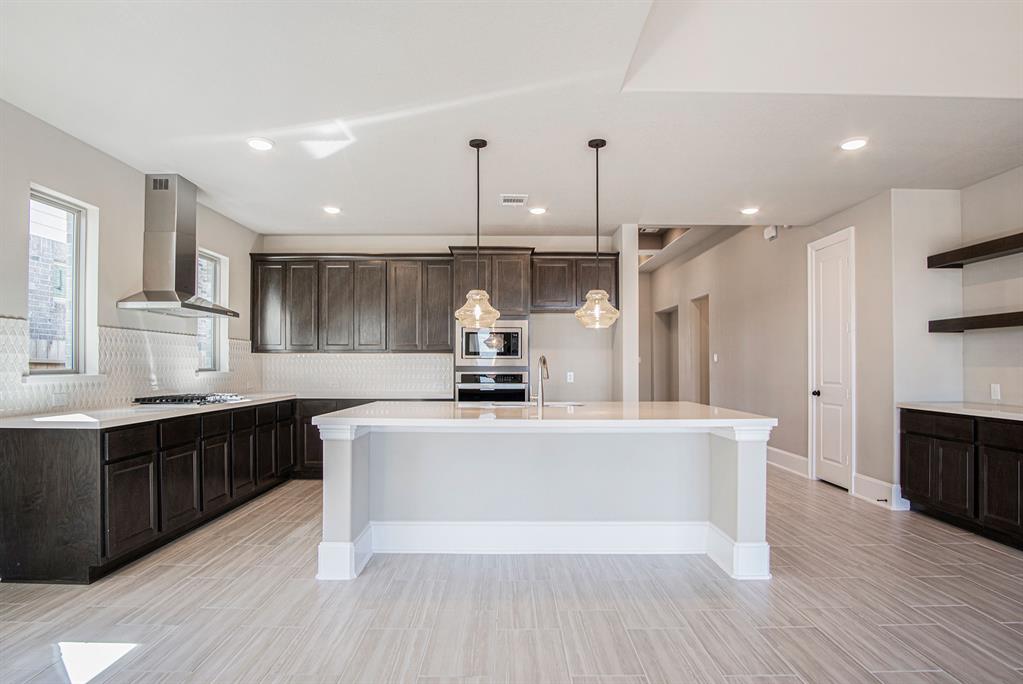 5923 1 Gladewater Ridge Lane, Manvel, Texas 77578, 4 Bedrooms Bedrooms, 7 Rooms Rooms,3 BathroomsBathrooms,Single-family,For Sale,Gladewater Ridge,82732873