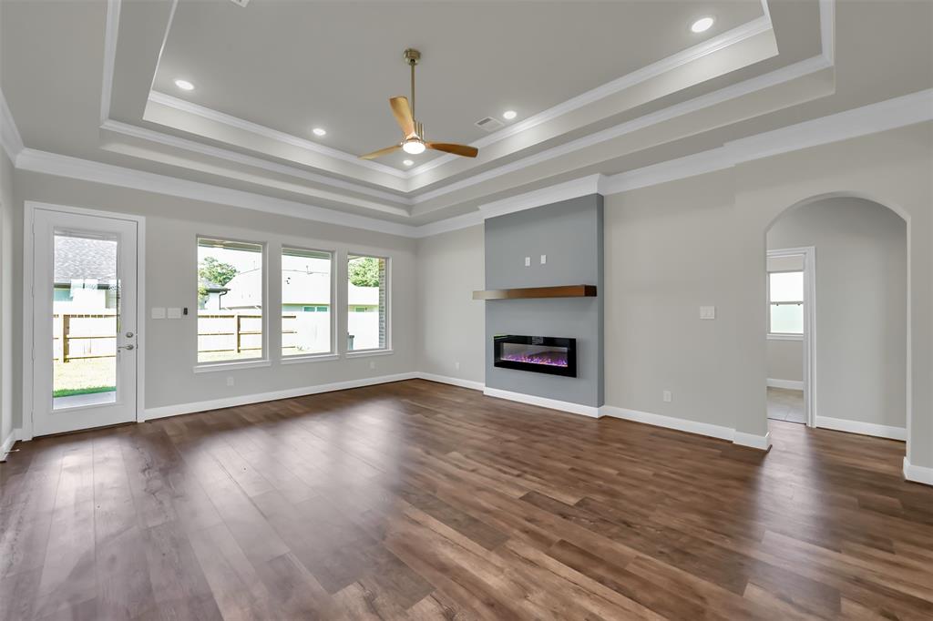 324 1.5 Bentwood Dr, Montgomery, Texas 77356, 4 Bedrooms Bedrooms, 7 Rooms Rooms,3 BathroomsBathrooms,Single-family,For Sale,Bentwood Dr,51171161