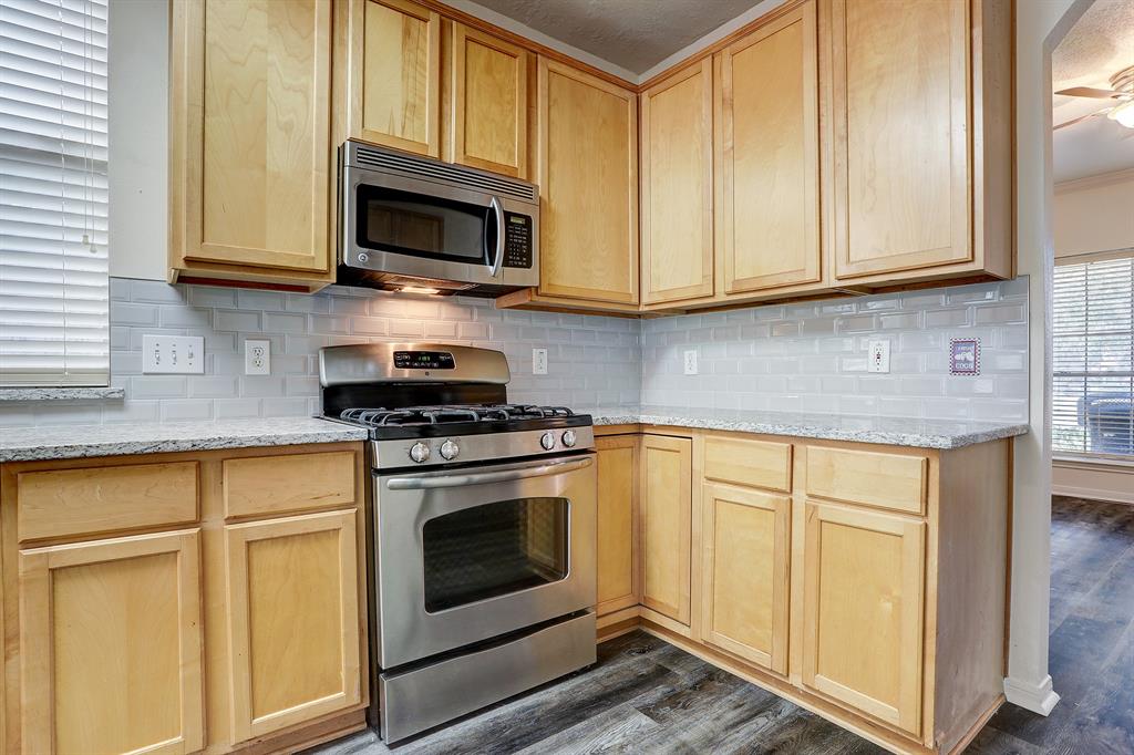 3117 2 English Oaks Boulevard, Pearland, Texas 77584, 4 Bedrooms Bedrooms, 4 Rooms Rooms,2 BathroomsBathrooms,Single-family,For Sale,English Oaks,74079446