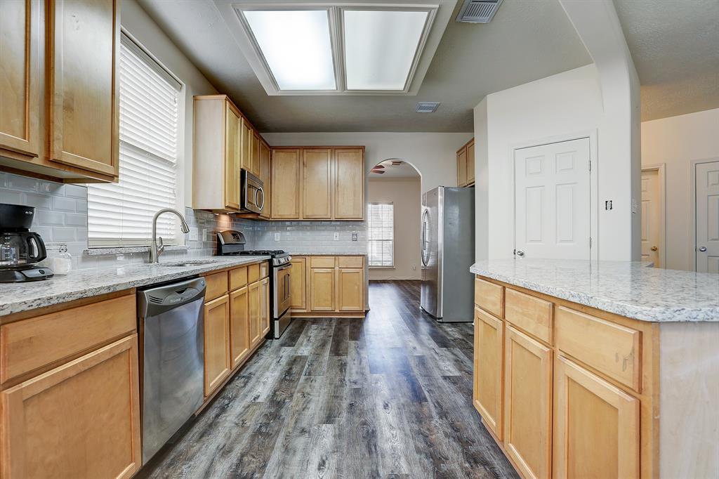 3117 2 English Oaks Boulevard, Pearland, Texas 77584, 4 Bedrooms Bedrooms, 4 Rooms Rooms,2 BathroomsBathrooms,Single-family,For Sale,English Oaks,74079446