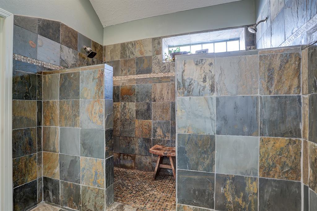 3117 2 English Oaks Boulevard, Pearland, Texas 77584, 4 Bedrooms Bedrooms, 4 Rooms Rooms,2 BathroomsBathrooms,Single-family,For Sale,English Oaks,74079446