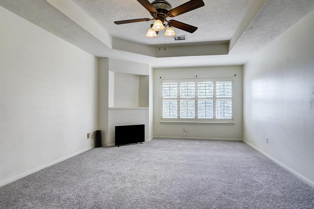 3117 2 English Oaks Boulevard, Pearland, Texas 77584, 4 Bedrooms Bedrooms, 4 Rooms Rooms,2 BathroomsBathrooms,Single-family,For Sale,English Oaks,74079446
