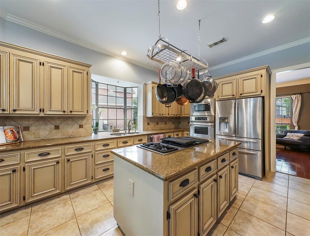 24507 2 Alexander Crossing Lane, Katy, Texas 77494, 5 Bedrooms Bedrooms, 13 Rooms Rooms,3 BathroomsBathrooms,Single-family,For Sale,Alexander Crossing,64658334