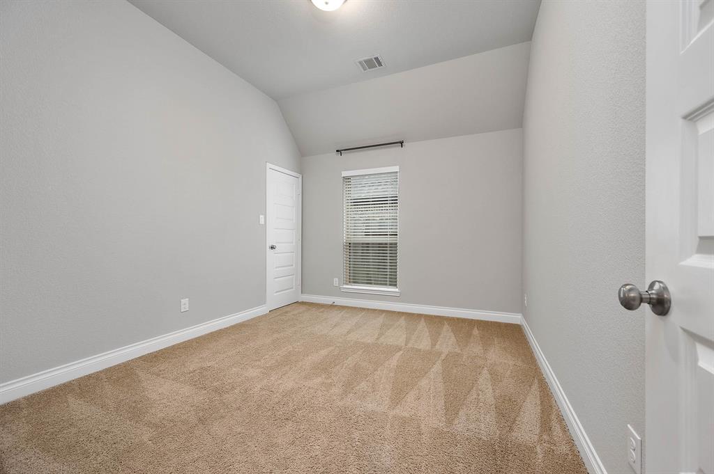 217 1 Red Petal Way, Conroe, Texas 77304, 4 Bedrooms Bedrooms, 8 Rooms Rooms,3 BathroomsBathrooms,Single-family,For Sale,Red Petal,62405222