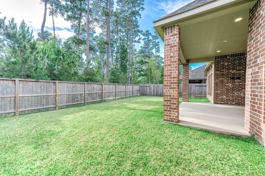 217 1 Red Petal Way, Conroe, Texas 77304, 4 Bedrooms Bedrooms, 8 Rooms Rooms,3 BathroomsBathrooms,Single-family,For Sale,Red Petal,62405222