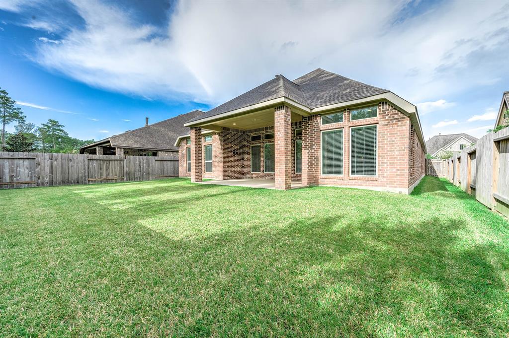 217 1 Red Petal Way, Conroe, Texas 77304, 4 Bedrooms Bedrooms, 8 Rooms Rooms,3 BathroomsBathrooms,Single-family,For Sale,Red Petal,62405222