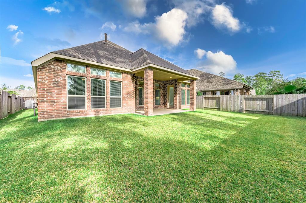 217 1 Red Petal Way, Conroe, Texas 77304, 4 Bedrooms Bedrooms, 8 Rooms Rooms,3 BathroomsBathrooms,Single-family,For Sale,Red Petal,62405222