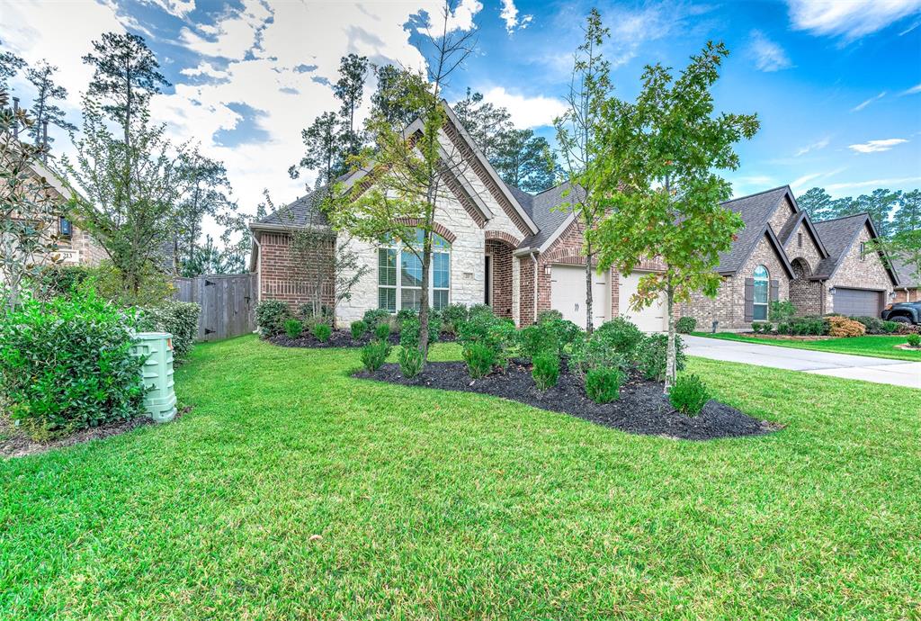 217 1 Red Petal Way, Conroe, Texas 77304, 4 Bedrooms Bedrooms, 8 Rooms Rooms,3 BathroomsBathrooms,Single-family,For Sale,Red Petal,62405222