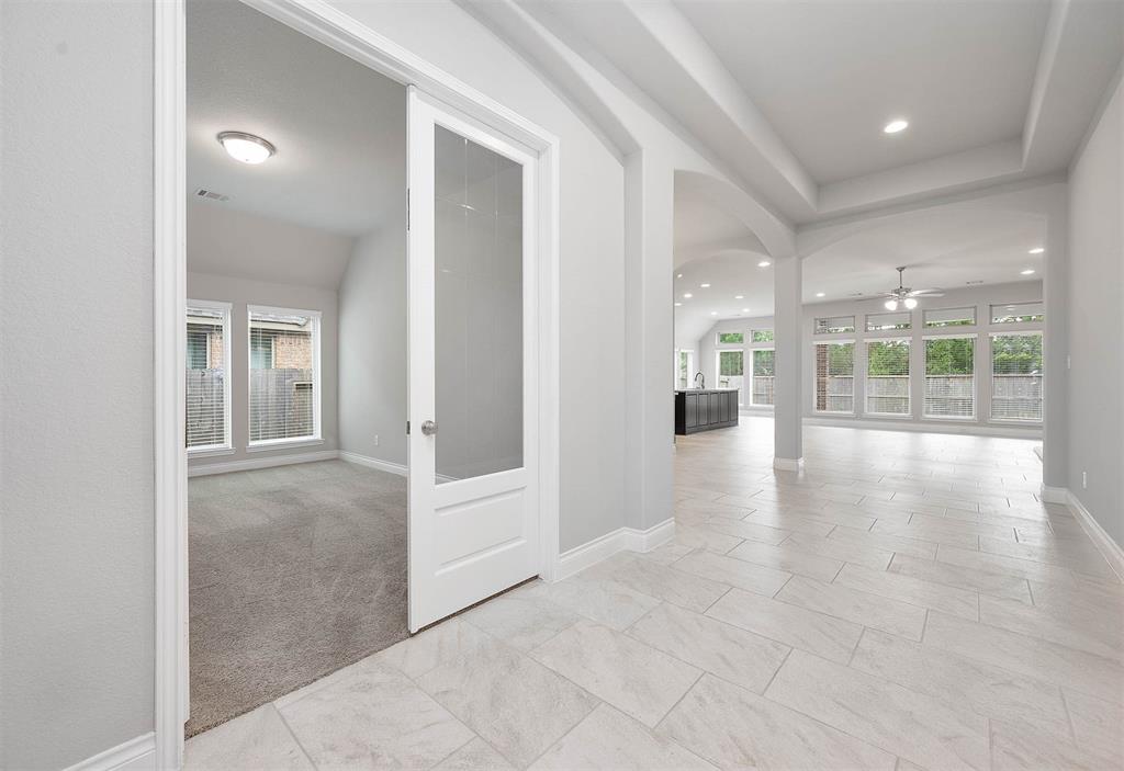 217 1 Red Petal Way, Conroe, Texas 77304, 4 Bedrooms Bedrooms, 8 Rooms Rooms,3 BathroomsBathrooms,Single-family,For Sale,Red Petal,62405222
