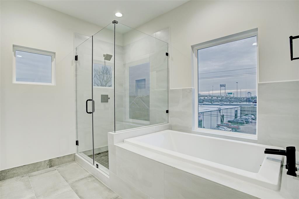 3018 4 Markle Drive, Houston, Texas 77003, 3 Bedrooms Bedrooms, 6 Rooms Rooms,3 BathroomsBathrooms,Single-family,For Sale,Markle,85703473